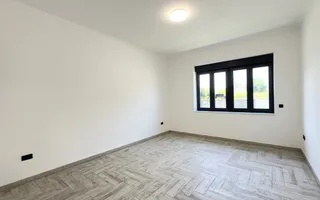 SUPER OFERTĂ! Casă 3 camere 154 mp, Teren 630 mp - Str. T. Vladimirescu - Carei - Poză 21