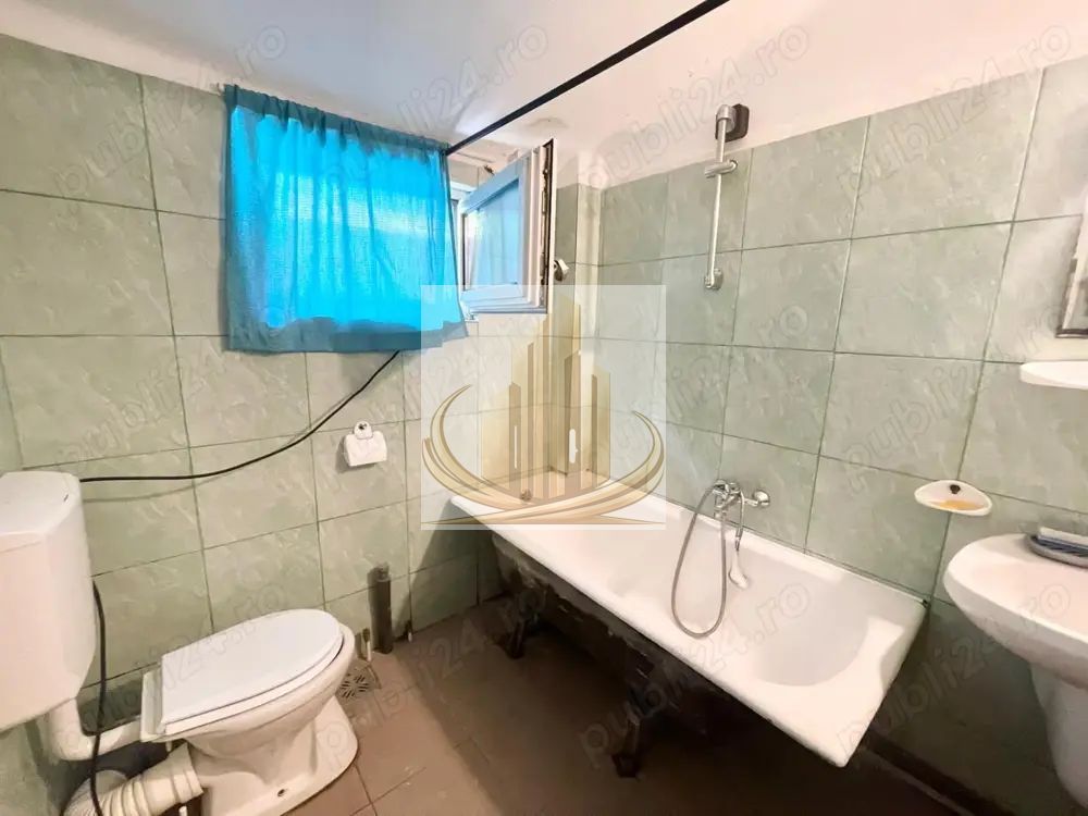Casa de vanzare 3 apartamente zona Lipovei - Poză 3