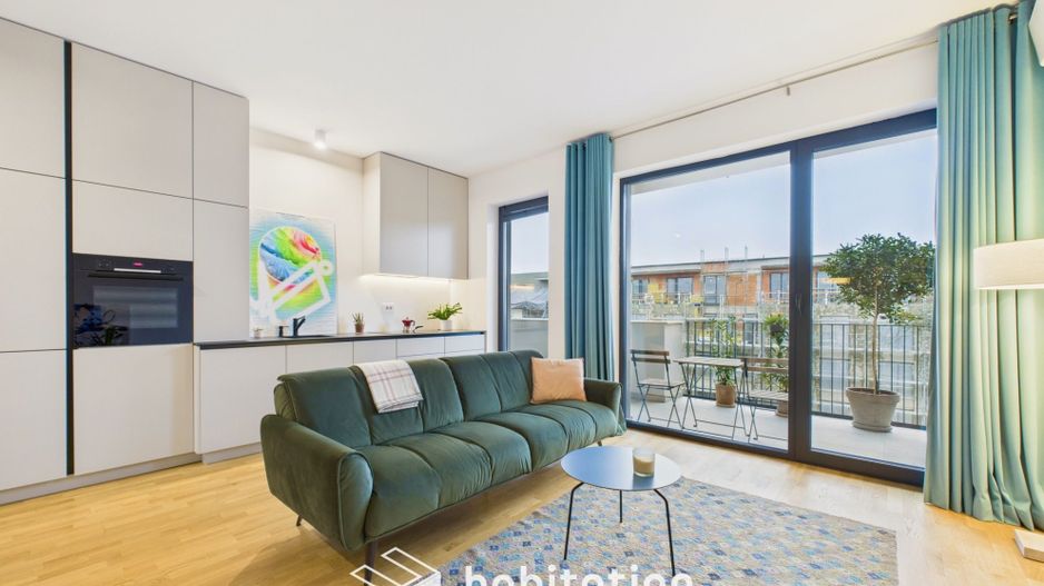 Apartament 3 camere, terasa spatioasa, zona Centralǎ - complex Paltim - Poză 2