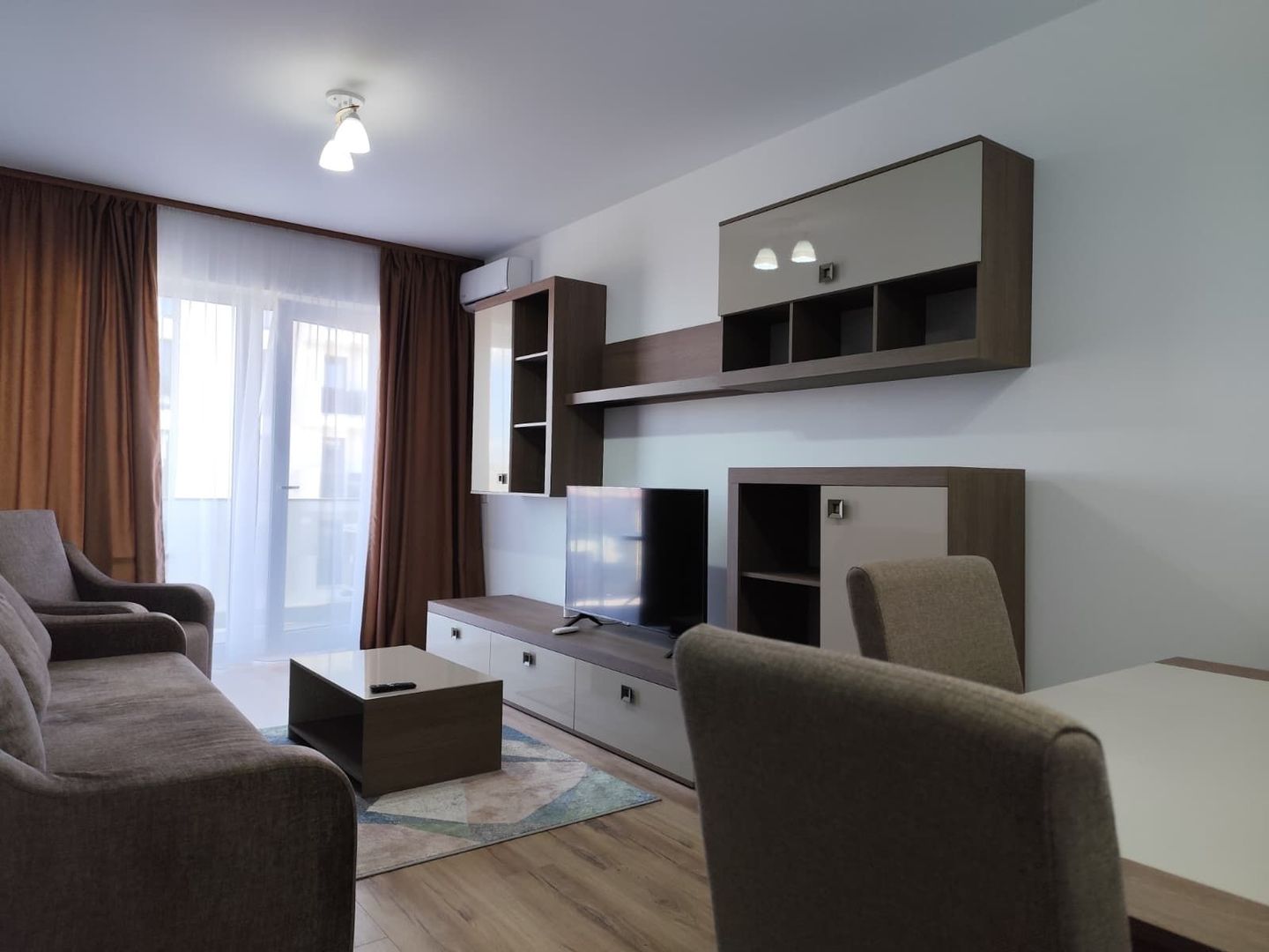Apartament cu 2 camere de inchiriat, in Prima Arena, Iosia Sud, Oradea - Poză 3