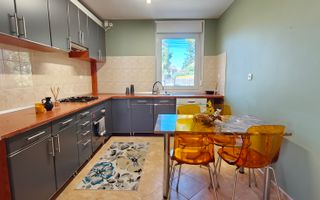 Casă de închiriat 4 camere | Sibiu Trei Stejari | 260 mp, garaj - Poză 1