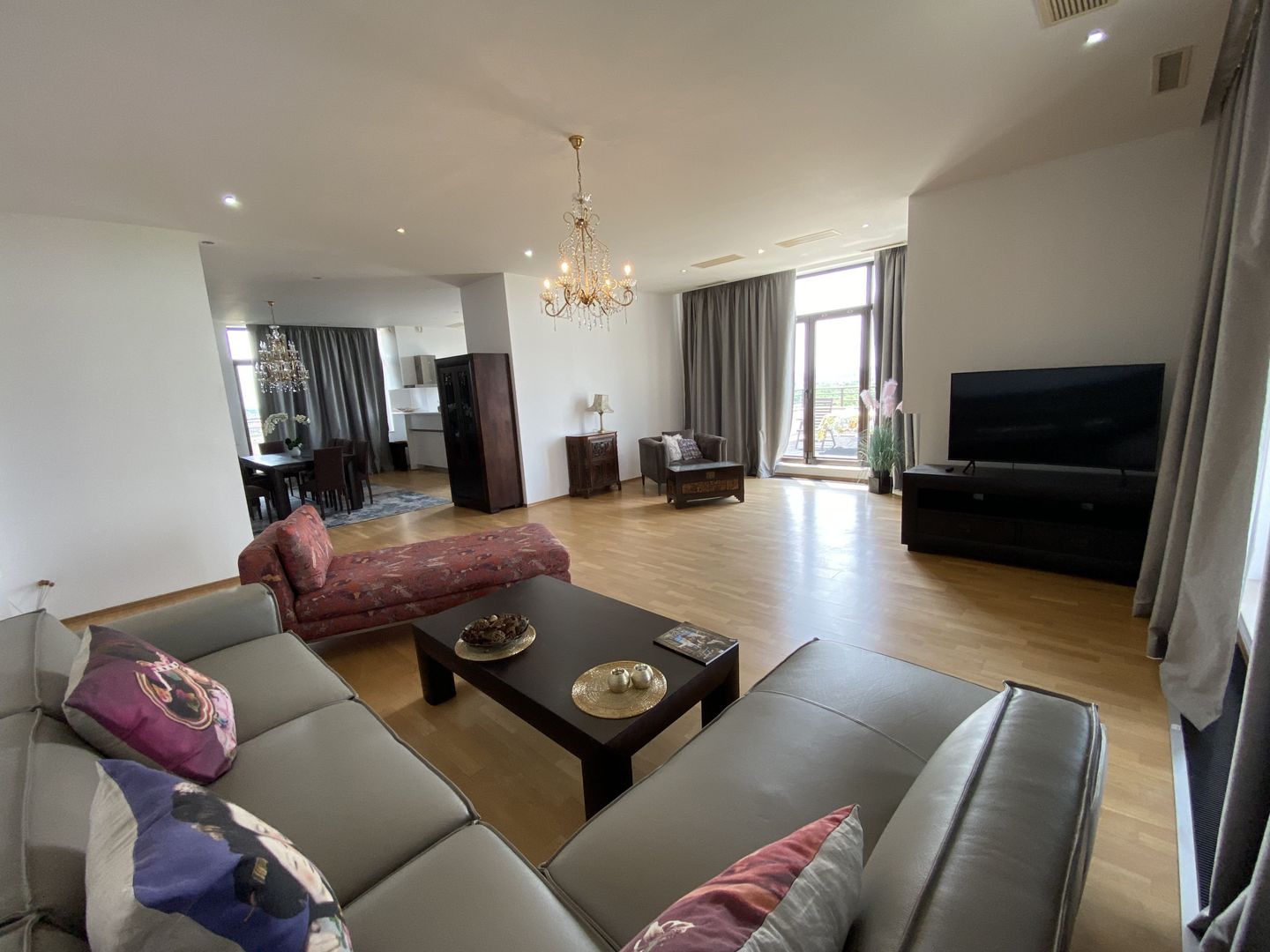 Penthouse 5 camere 250 mp lângă Ambasada SUA , zona Băneasa București - Poză 5