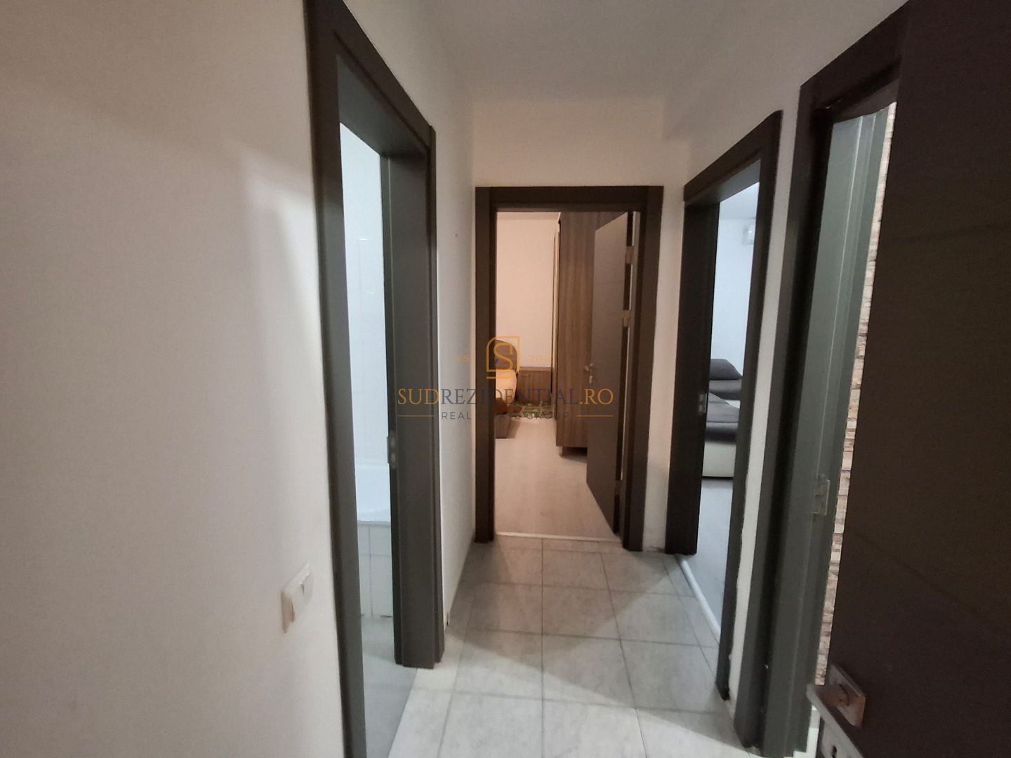 2 camere mobilate, disponibil imediat, Drumul Fermei-Popesti Leordeni - Poză 9