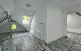 Casa Sibiu central, teren 1000 - Poză 16