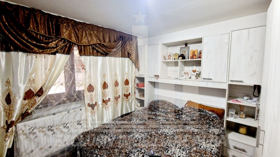 Apartament 2 camere de vanzare, zona Cetate - Poză 2