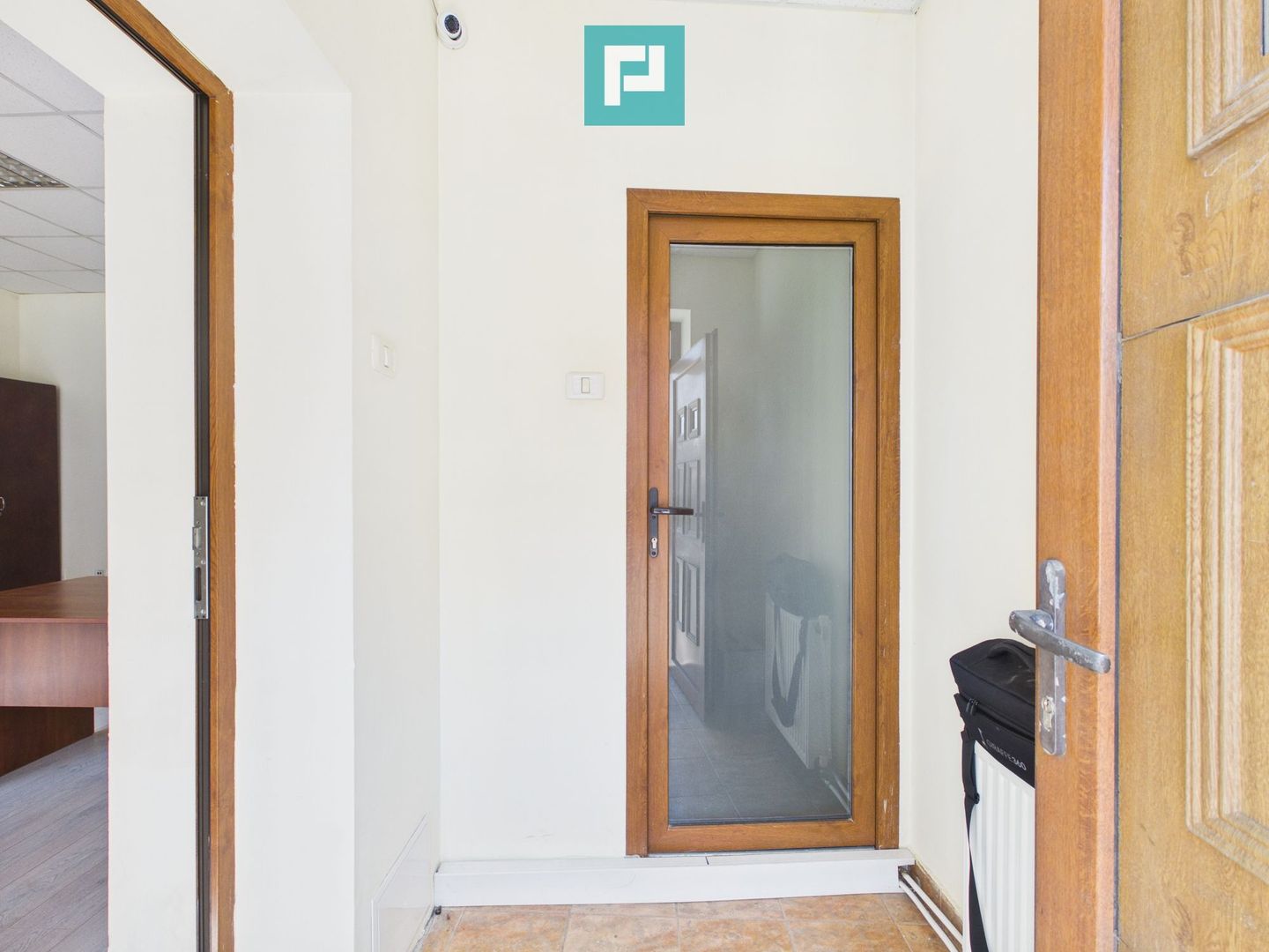 Spațiu central birou/locuință – Str. Primăriei - Poză 16
