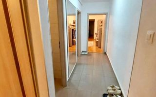 Apartament 3 camere, 2 bai, etaj 1 – zona Sagului - Ana Ipatescu - Poză 4