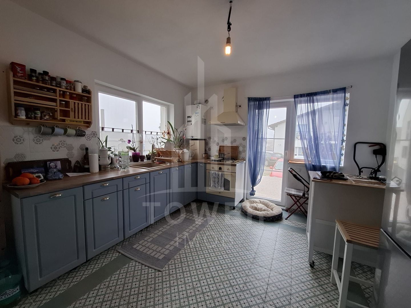 Casa  tip duplex, de inchiriat ,in cartier  Bavaria. - Poză 2