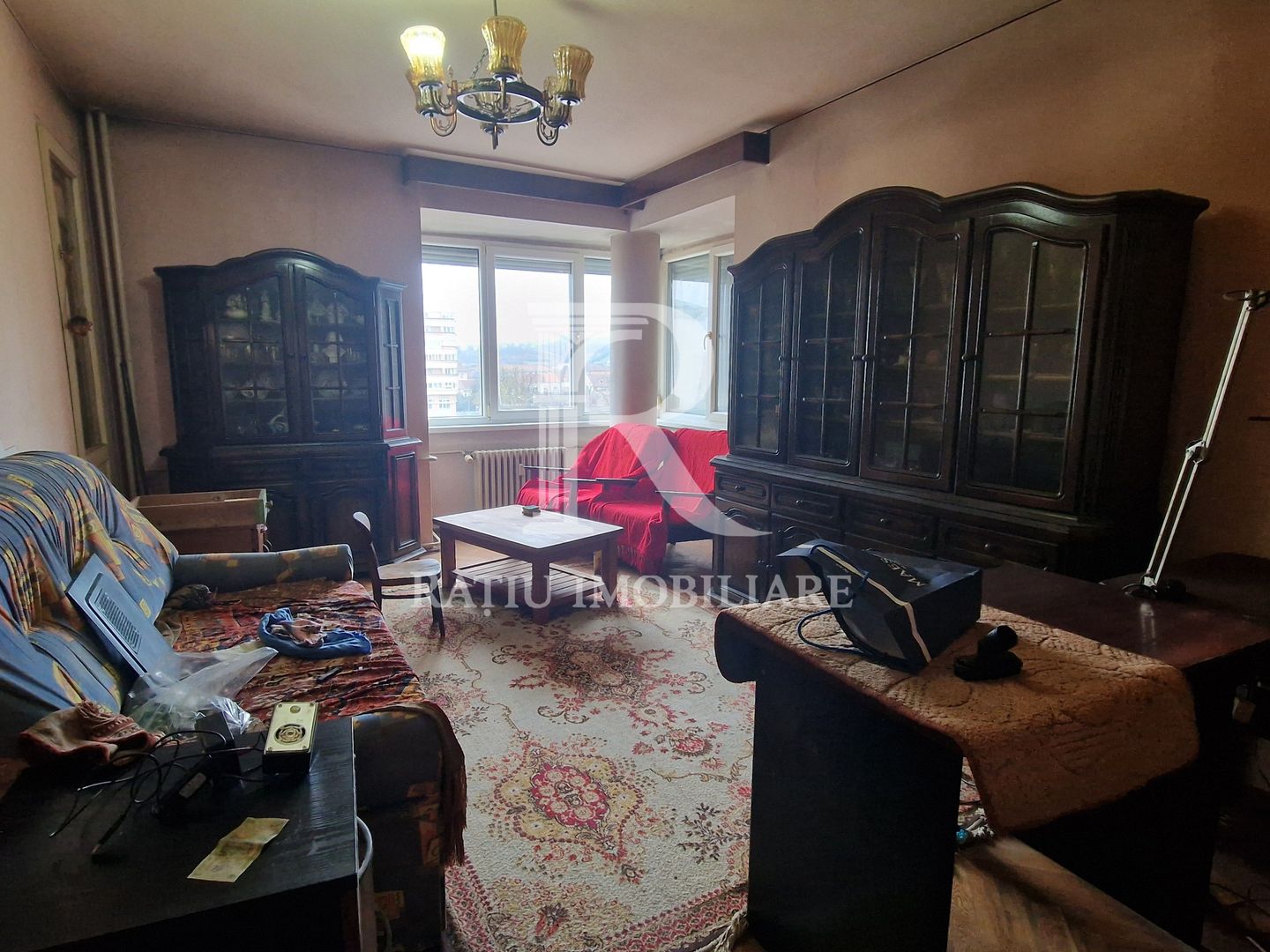 Apartament 4 camere | Ascensor | Centru Civic | 112 mp Utili | Oradea. - Poză 2