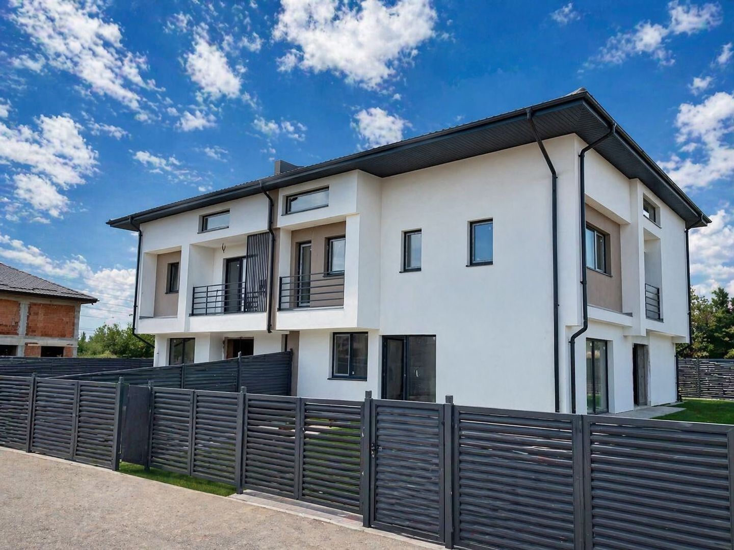 CASA PREMIUM-ZONA TRAPEZULUI/ PANOURI FOTOVOLTAICE,POMPA CALDURA! - Poză 3
