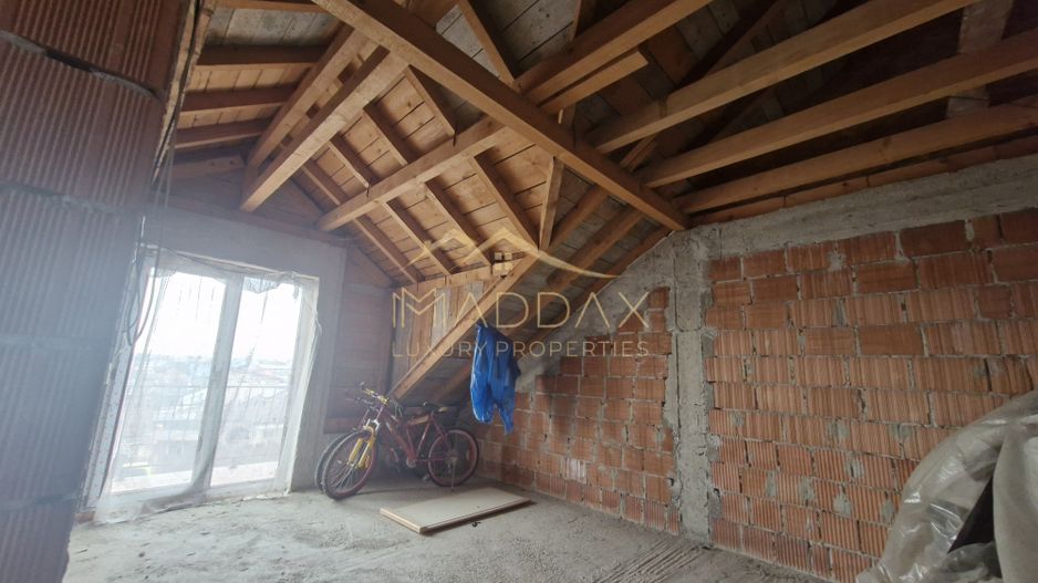 Vilă *5 camere // Cartier Ion Creangă // Sector 2 - Poză 30