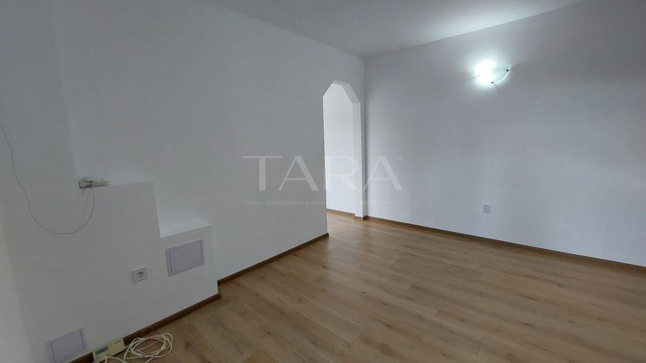 Apartament cu 2 camere, 43 mp, parter, renovat, langa Parcul Poligon. - Poză 3