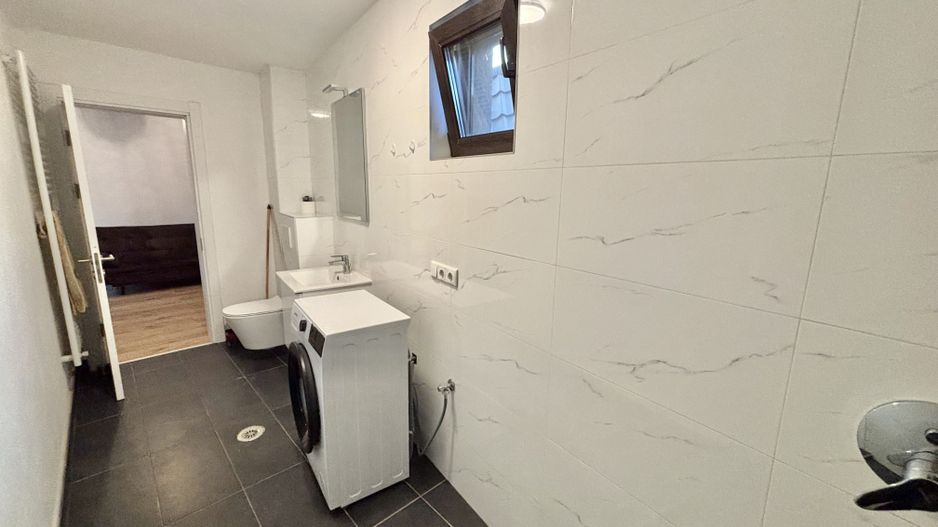 Apartament 3 Camere Spațios, Mobilat,  Curte și Balcon [ Zona Centrala ] - Poză 12