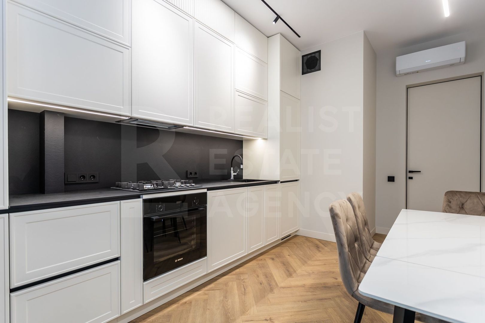 Vânzare, apartament, 2 camere, str. Vasile Lupu, Buiucani - Poză 10