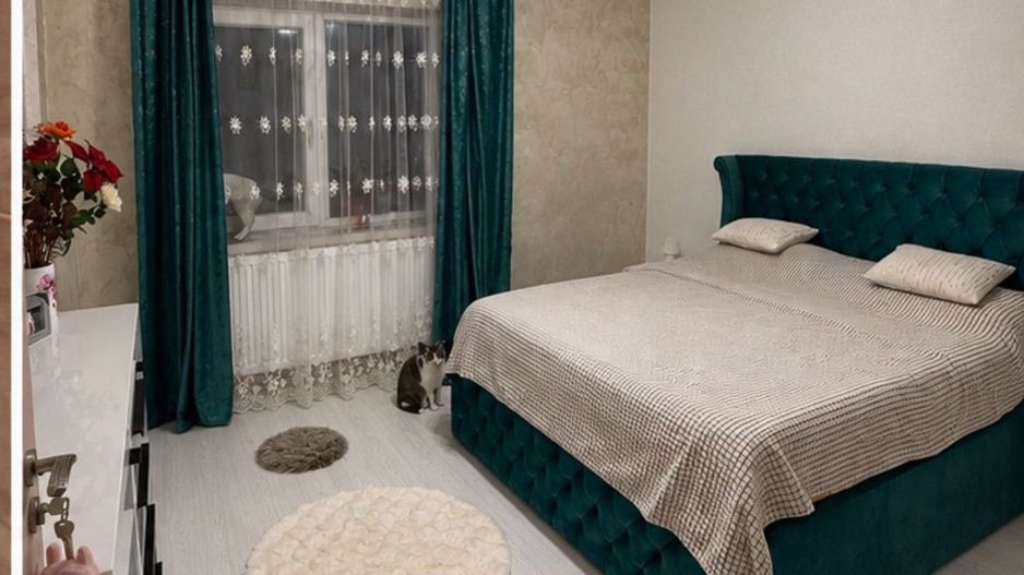 Vanzare Apartament 3 camere 73 mp, etaj 1, 2 băi, balcon, parcare, Drumul Sării - Poză 1