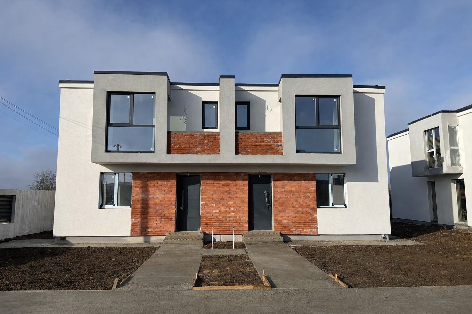 VILA TIP DUPLEX | PIPERA-TUNARI - Poză 1