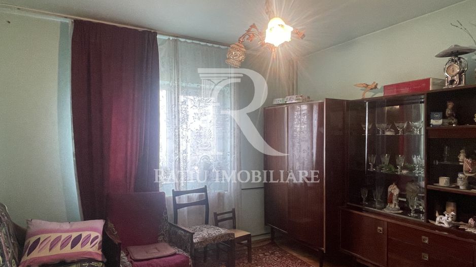 Apartament cu 3 camere  | Etaj intermediar | Calea Aradului | Oradea - Poză 8