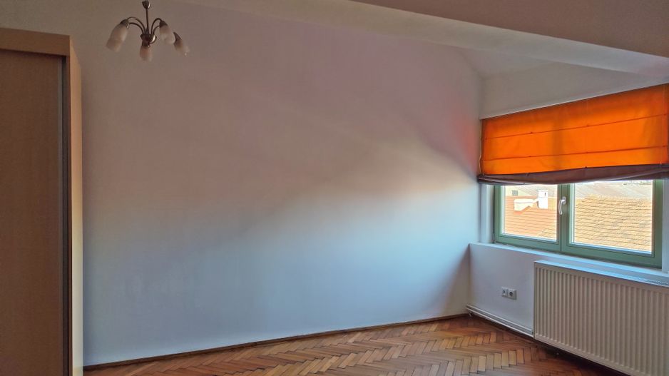 Inchiriere apart. 4 cam. Ultracentral, pe str. Iosif Vulcan, Oradea - Poză 4