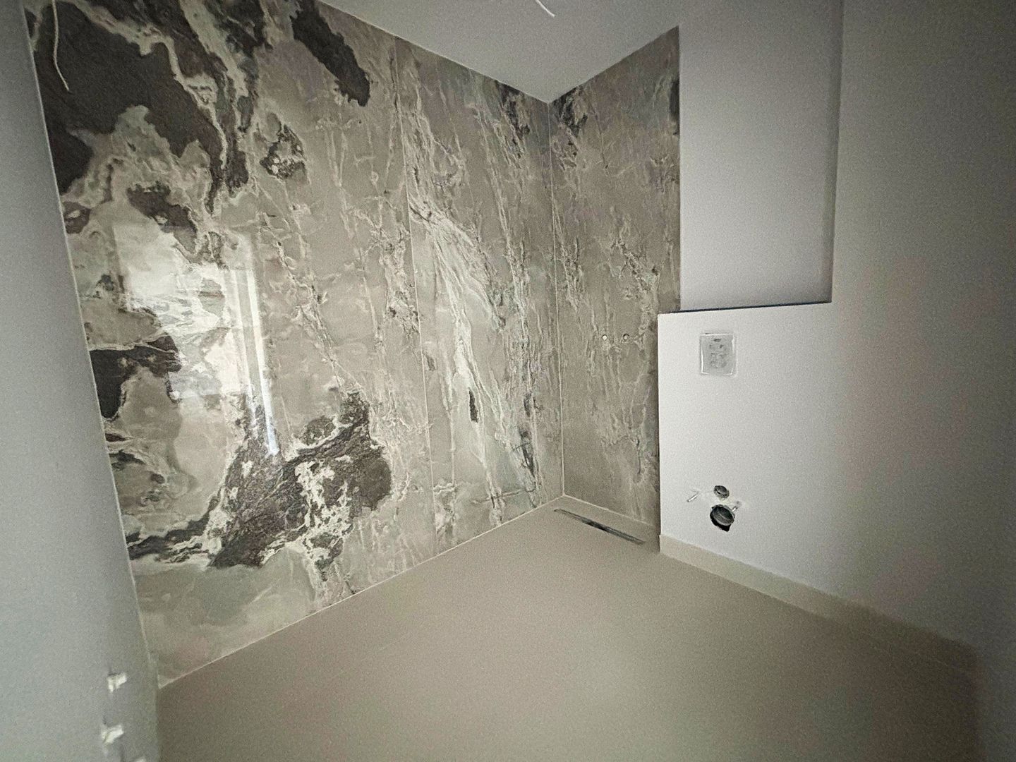 Apartament PREMIUM 3 camere cu GARAJ si boxa - zona Centrala - Poză 17