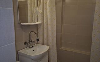 Apartament cu 2 camere in zona Centrala - Poză 7