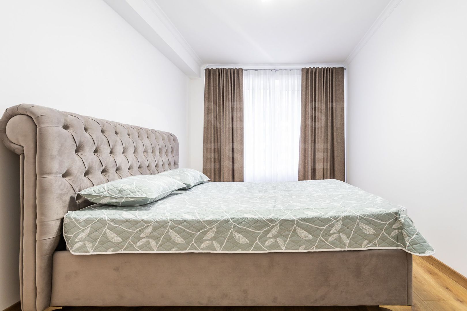 Chirie, apartament, 2 camere, strada Calea Ieşilor, Sculeni - Poză 10