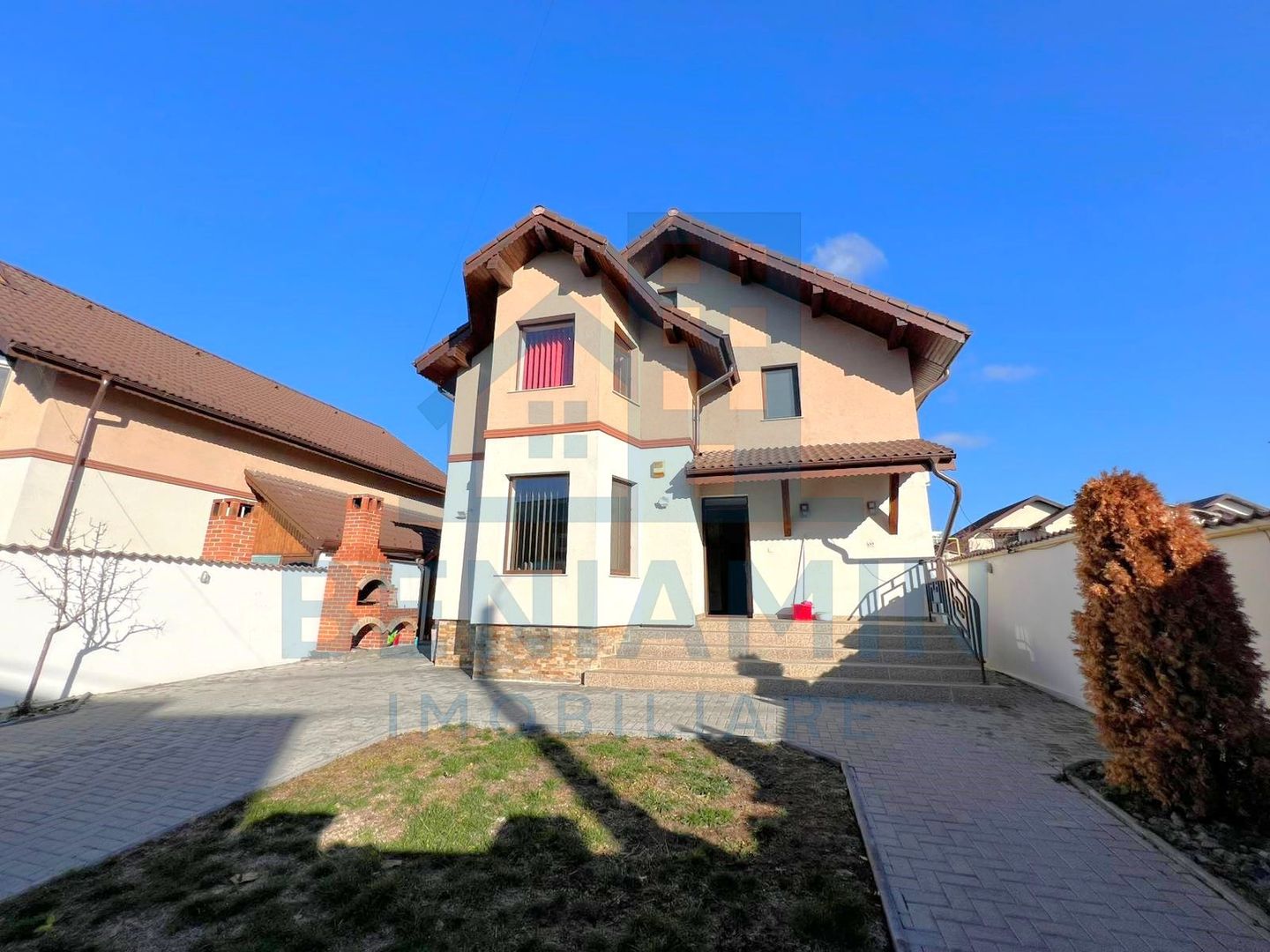 Casa Moderna-4 Dormitoare-Foisor-Mobilata-Utilata-Lux-Zona Excelenta - Poză 1