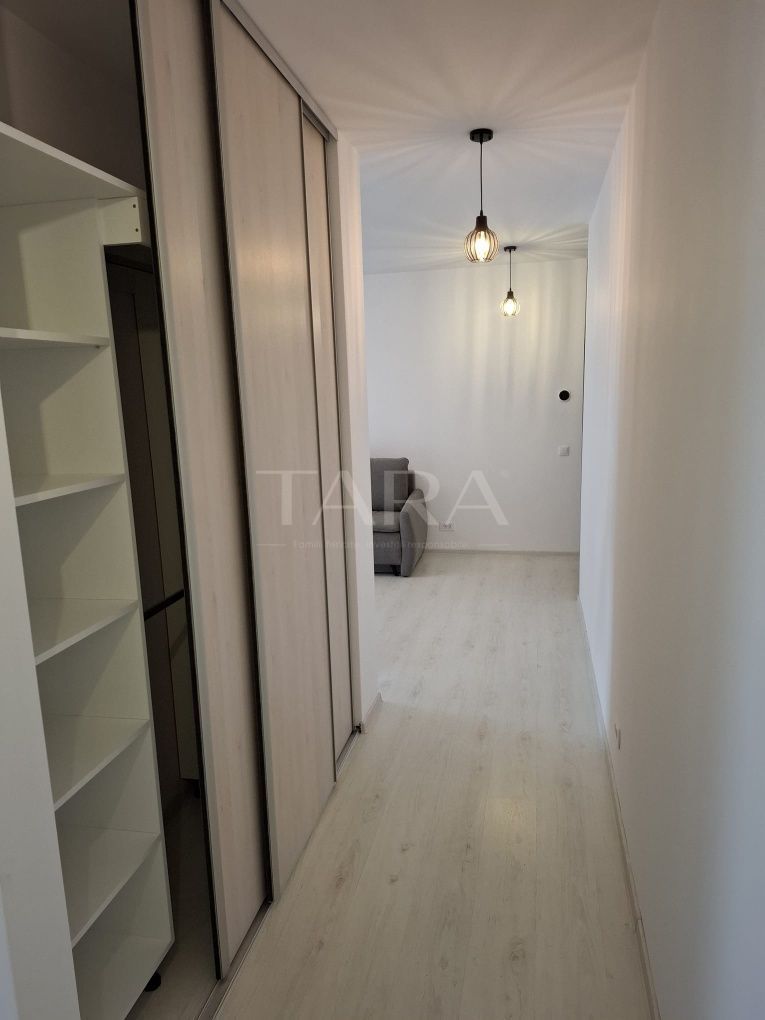Apartament cu 2 camere decomandate în ansamblul Junior. - Poză 3
