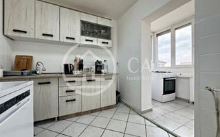 Apartament cu 3 camere de vanzare Str. Banatului Zona  Velenta, Oradea - Poză 8