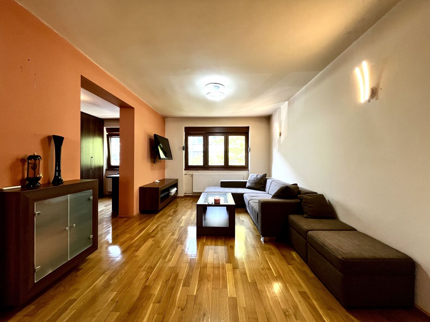 Apartament 4 camere + garaj | Etaj 1 | Zona Centrală – Medicină - Poză 4