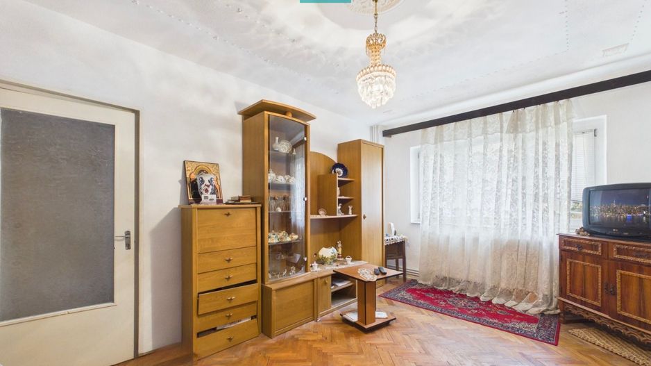 Apartament cu 2 camere semidecomandat - central - Poză 1