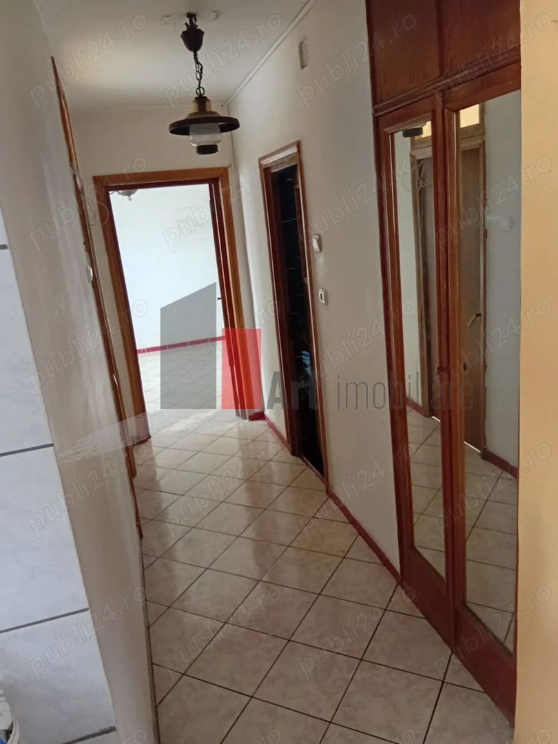Vindem apartament 2 camere in Crangasi - Poză 5