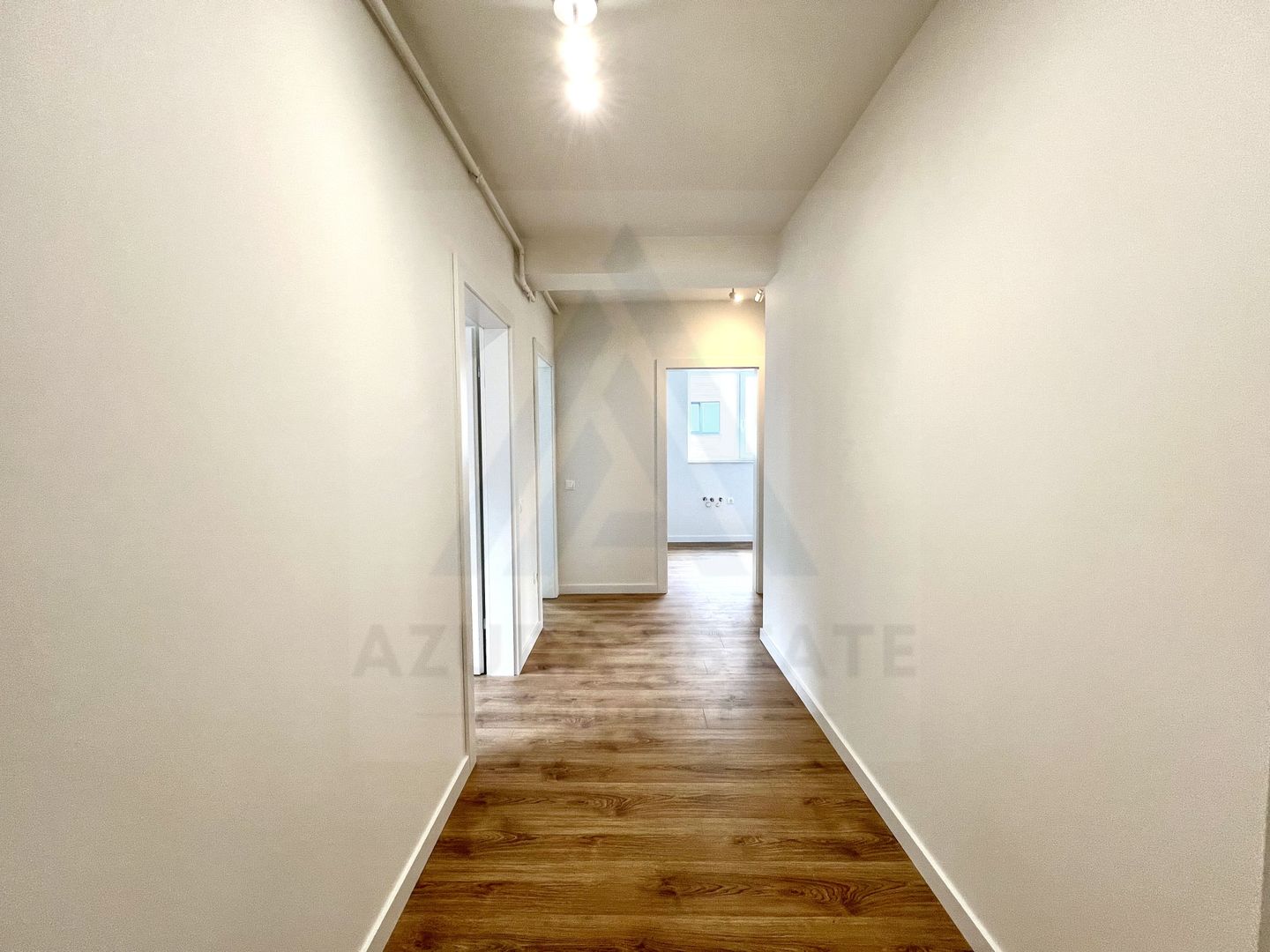 Apartament modern la cheie 77.8 mp utili cu 3 camere etaj 2 in DaVinci - Poză 2