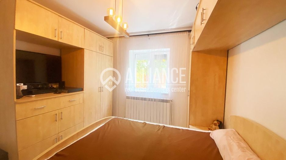 Valu lui Traian (COD 07) Casă  3 camere cu teren  de 930 mp - Poză 14