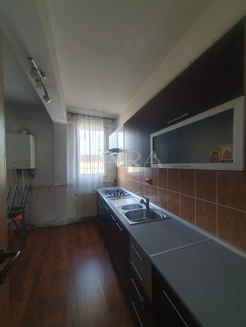 Apartament 2 camere renovat modern – zona Facultatea de Litere - Poză 2