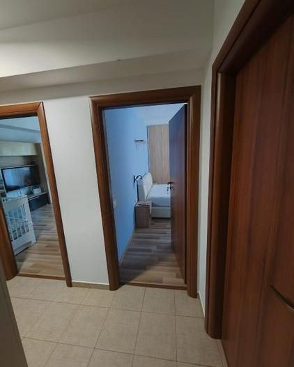 Vanzare apartament luminos de 2 camere, Titan, Gura Siriului-parcare inclusa - Poză 11