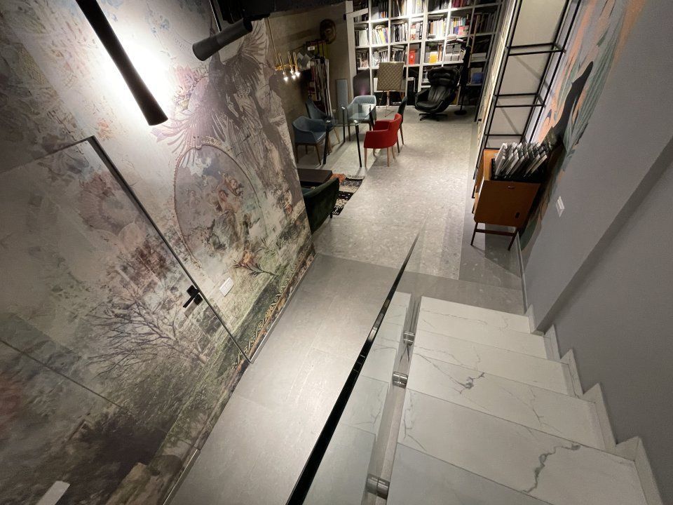 Duplex 3 camere amenajat birou/showroom, cu parcare inclusa - Poză 2