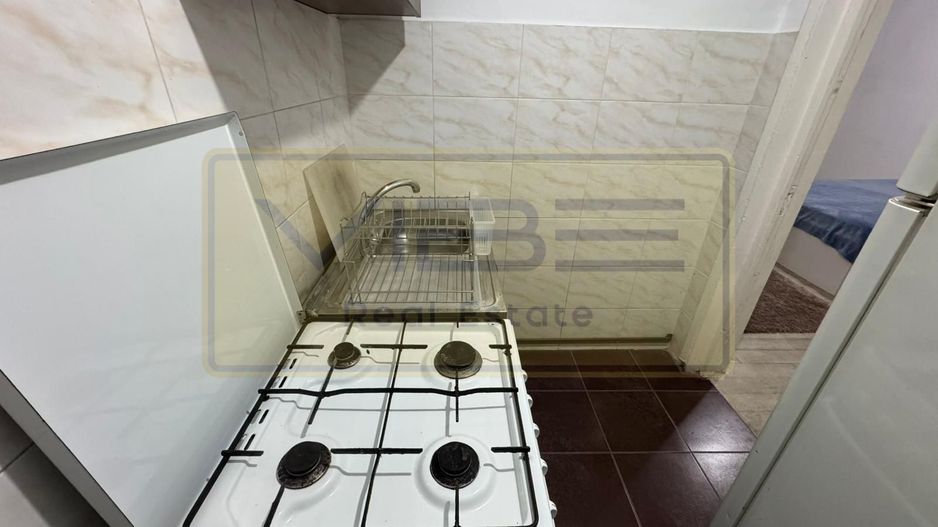 Garsoniera Podu Ros 10 min Centru Palas Mall - Poză 7