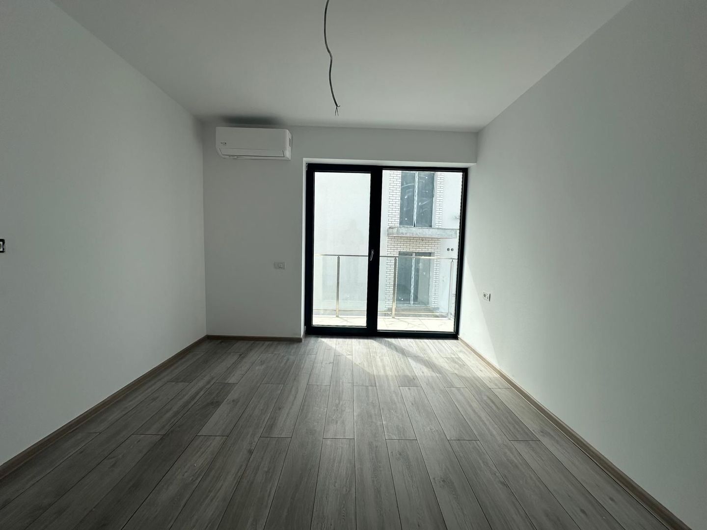 Apartamente 3 camere de vanzare in Ovidiu cu vedere la Lac - Poză 8