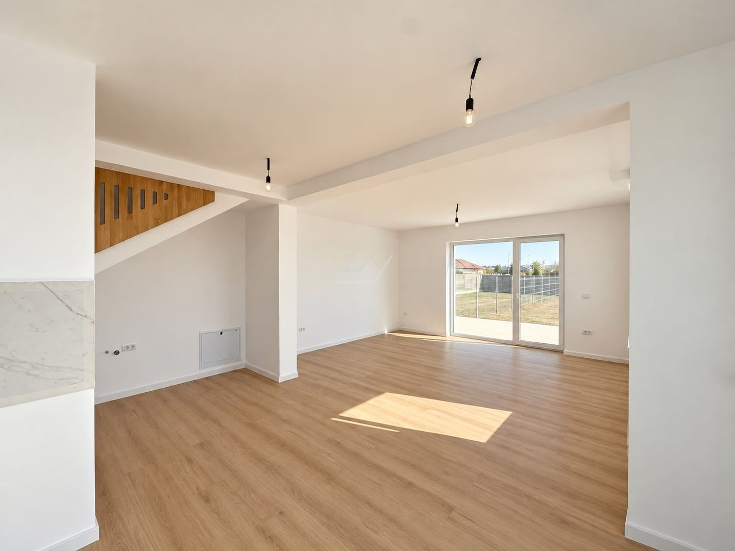 Duplex finalizat - Drumul Boilor. Toate utilitatile. Teren mare. - Poză 1