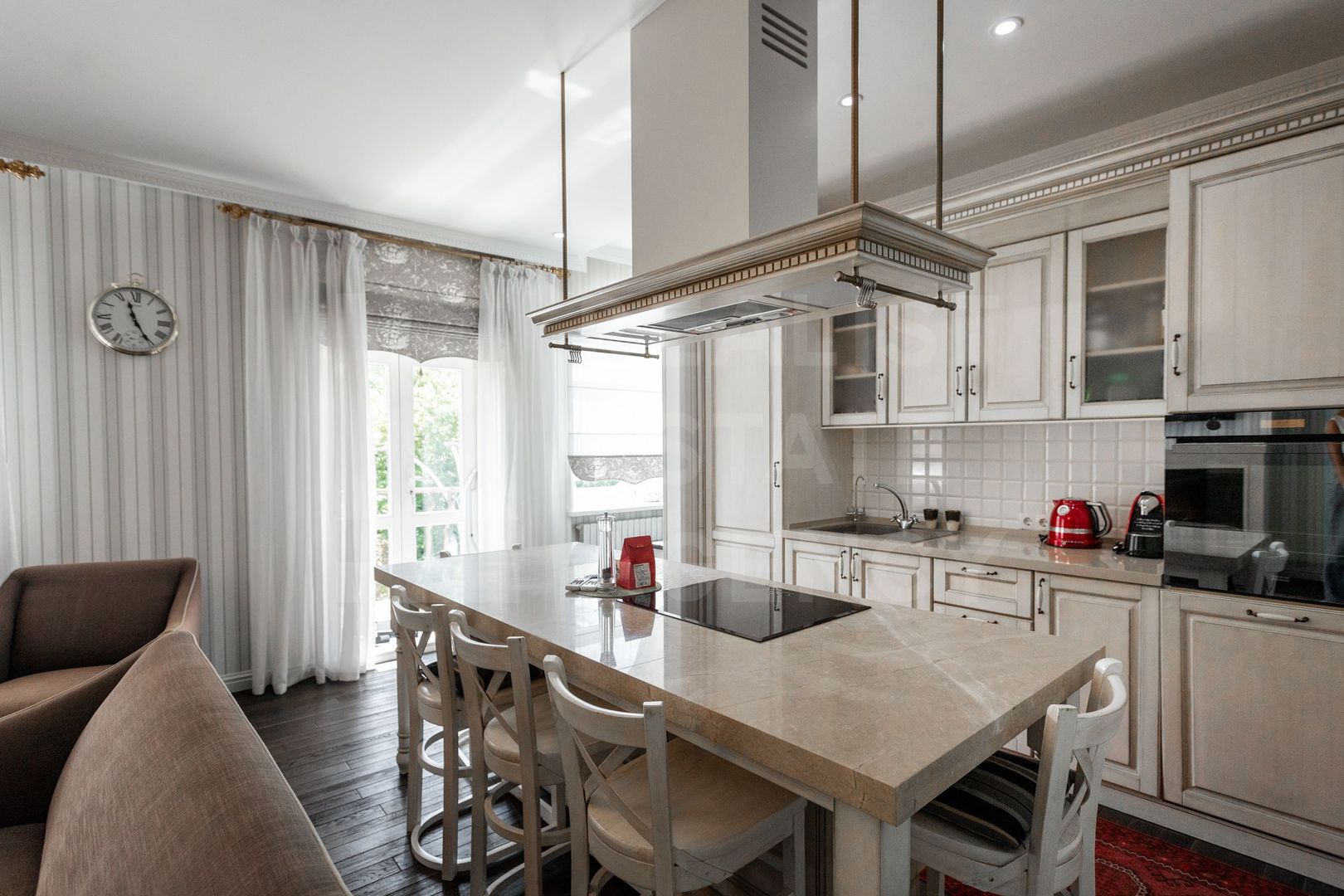 Chirie, apartament, 5 camere, str. Mitropolit Bănulescu-Bodoni, Centru - Poză 1