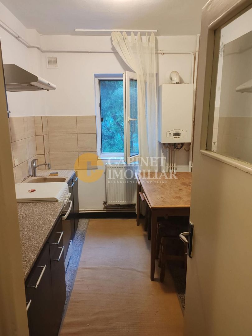 2 Camere SemiDecomandat - ETAJ 1 - Zona Podu Ros - Poză 5