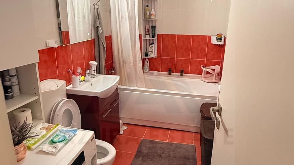 Apartament 3 camere parcare privata bucatarie inchisa pe Pictor Brana - Poză 6