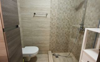 Apartament cu 3 camere, 2 bai, 2 terase, 2 garaje, in cartier Europa - Poză 8