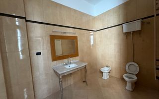 Universitate 20 camere arhitectura interbelica garaj curte piscina - Poză 25