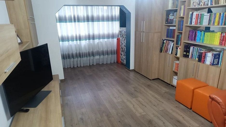 Apartament 4 camere Lipovei etaj 1 - Poză 1