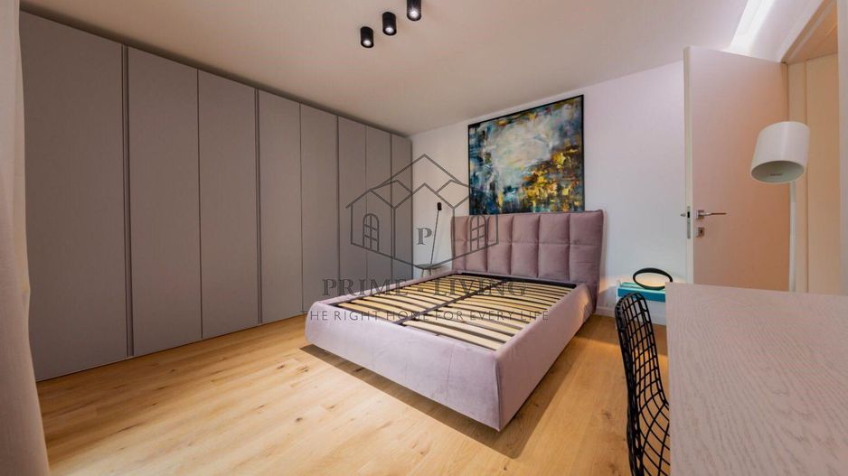 VILA CU 5 DORMITOARE + BIROU LA INCHIRIERE LANGA BRITISH SCHOOL - Poză 10