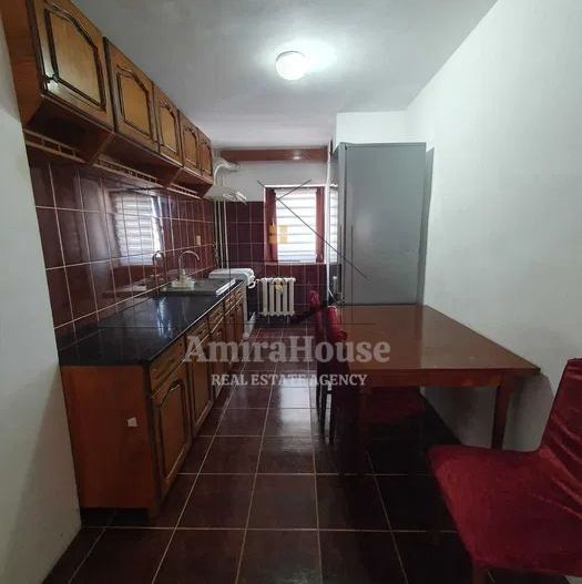 Apartament 4 camere etaj 3 din 4 zona Mogosoaia - Poză 5