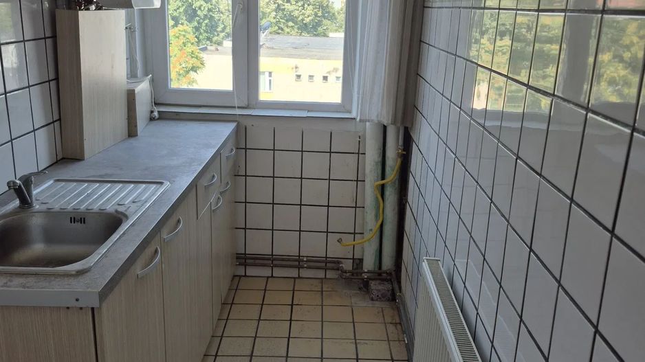 Apartament 3 camere | 55 mp | Centrală proprie | Piața Doina | - Poză 3