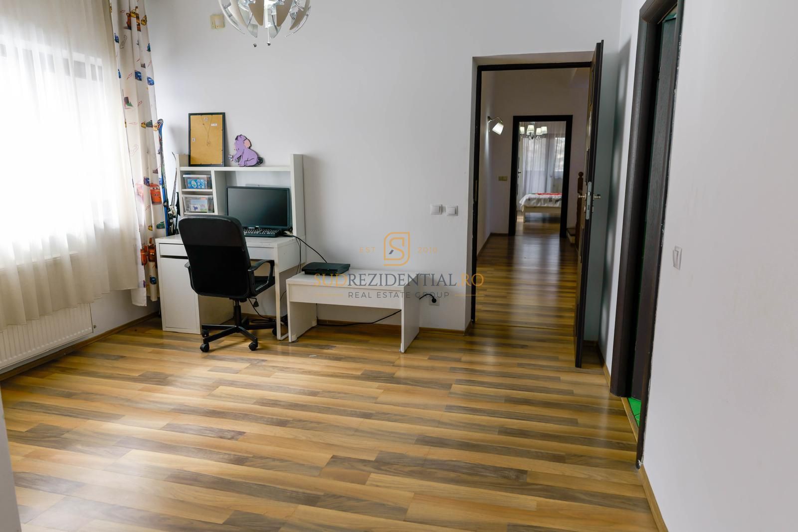 Vila individuala, P+1+M, 4 camere, Parcul Carol, Eroii Revolutiei - Poză 15