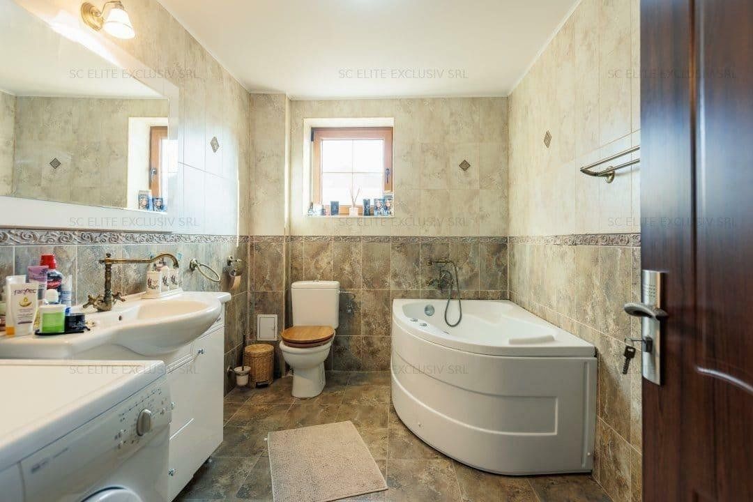 Vila unicat aproape de lac - Poză 15